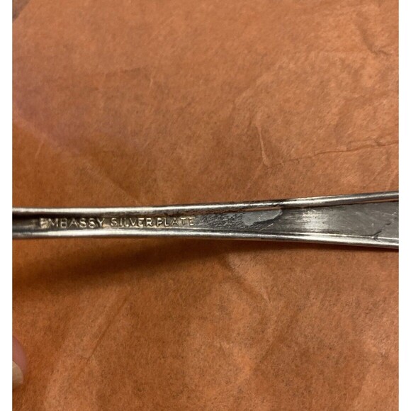 Embassy Bouquet Vintage Silverplated Cream Ladle Shield Column Motif Gravy - Picture 3 of 6